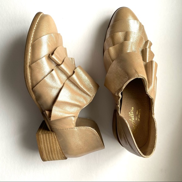 NEW Seychelles Open Mind Ruffle Booties 7.5 NWT - Picture 4 of 12